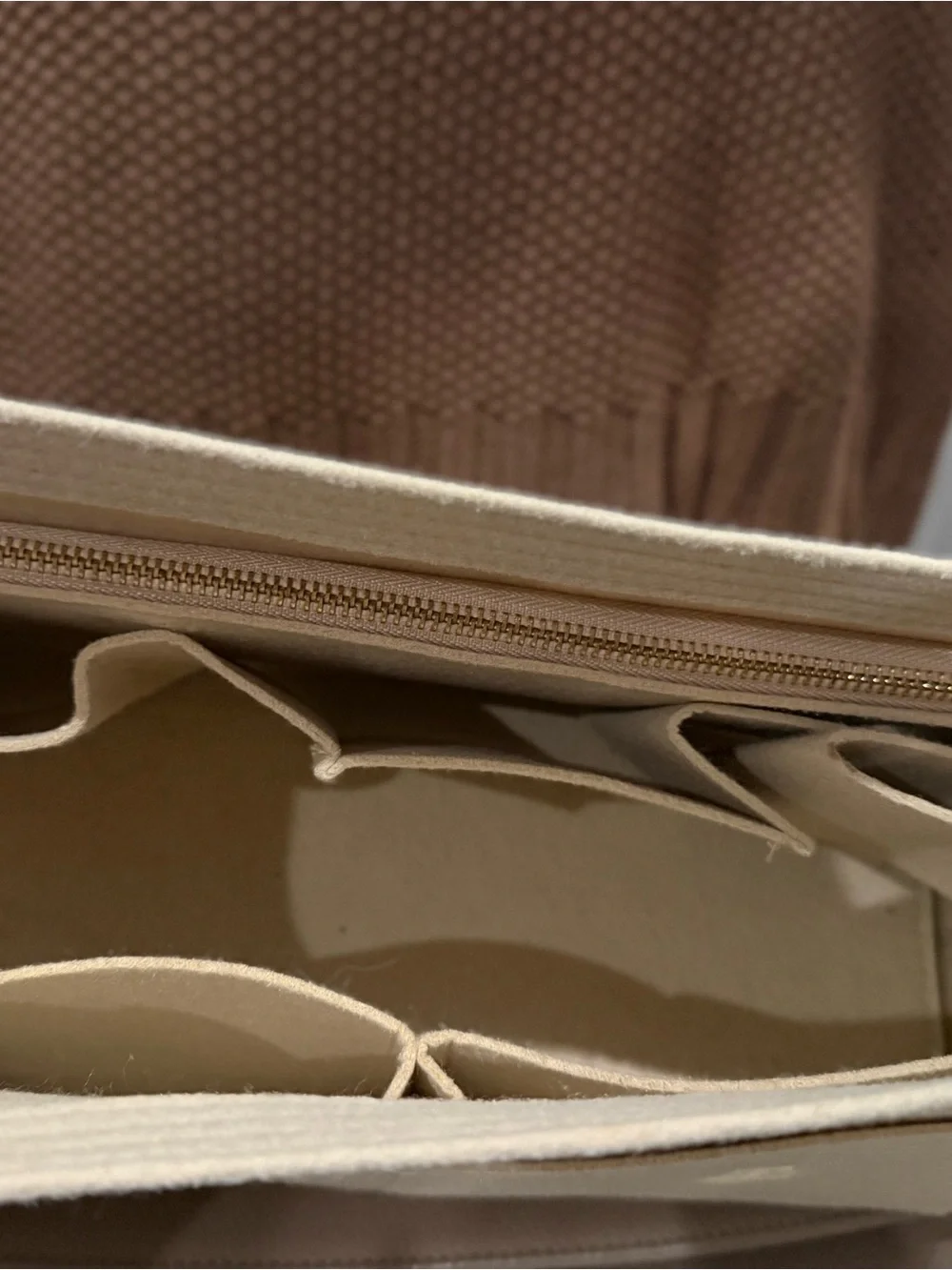 AMELI / ALEMI  VIADUKT WORK soft grain leather bag in greige & custom insert